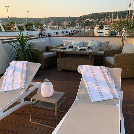 Sirena Floating House Portoroz Villa Bagian luar foto